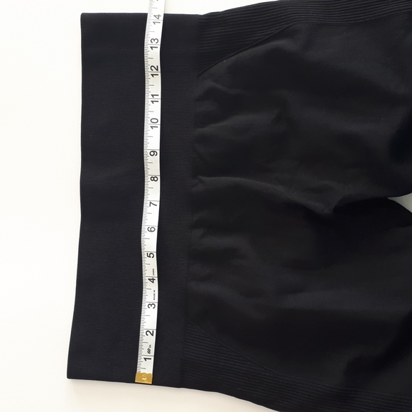 NWOT - Tik Tok Scrunch Butt Leggings - Picture 7 of 8